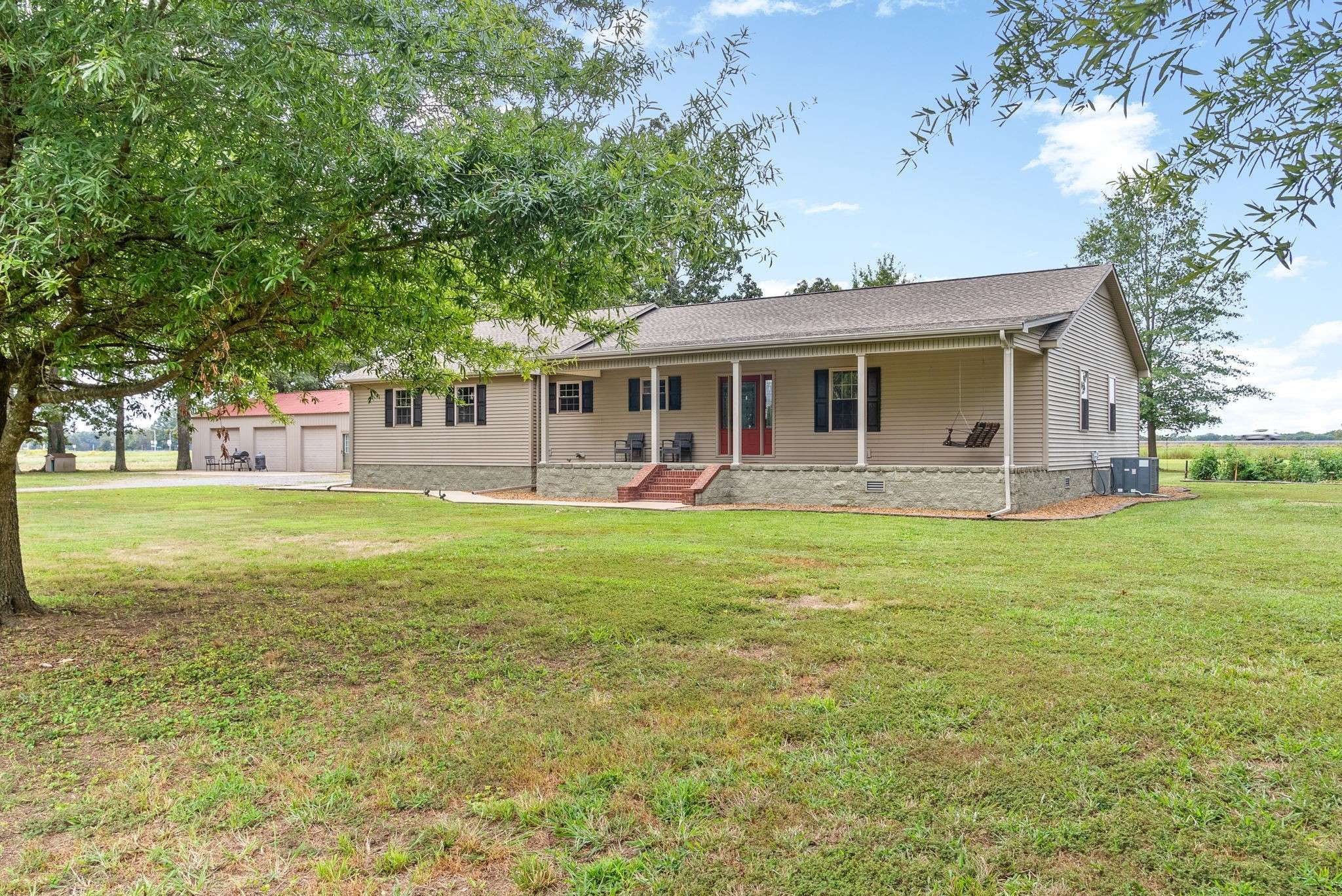 Murray, KY 42071,765 Heron Rd