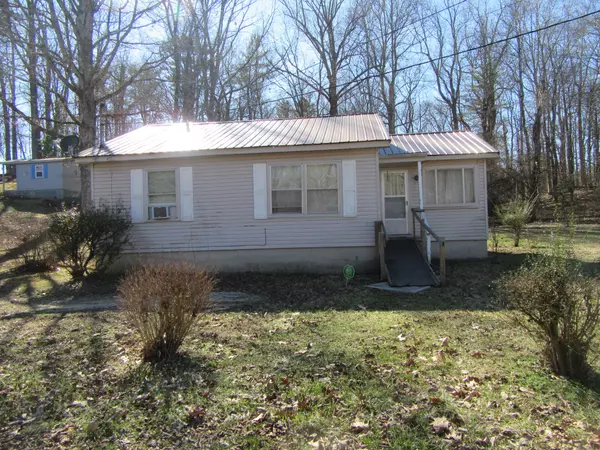 Sewanee, TN 37375,164 Willie Six Rd