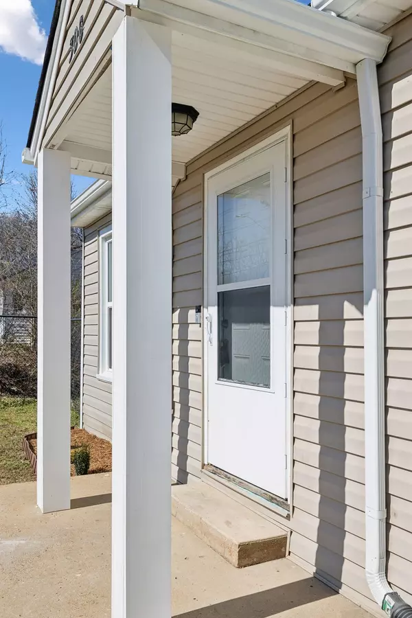 Columbia, TN 38401,306 W 17th St
