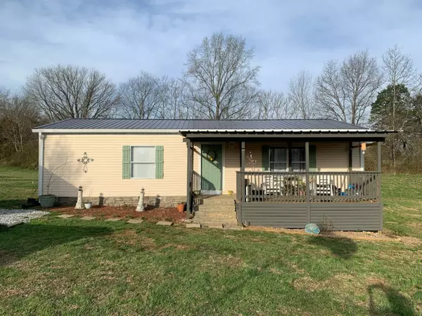 846 Pointe Ln, Lafayette, TN 37083