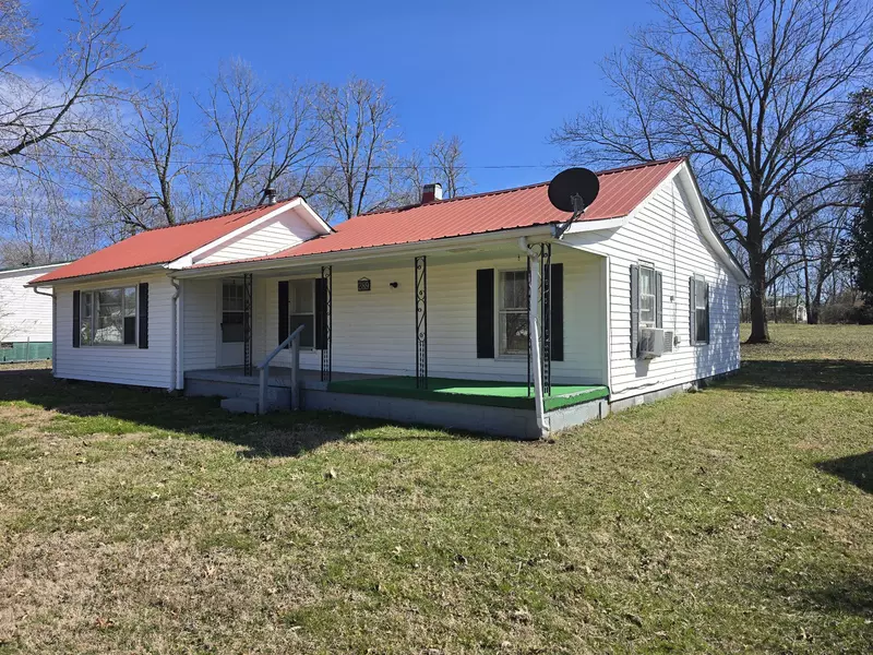 289 Long St #W, Mc Ewen, TN 37101