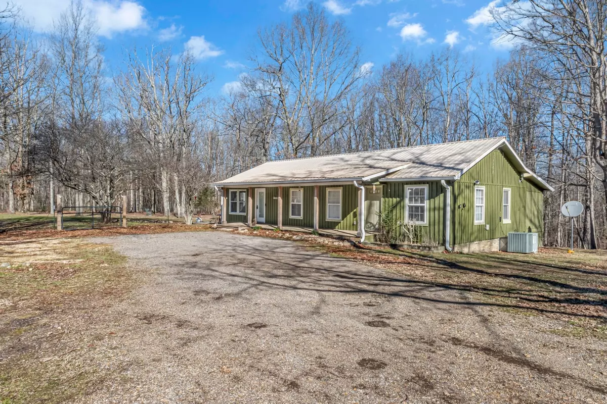 Hohenwald, TN 38462,290 Deerwood Rd