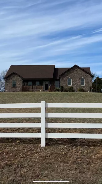 265 Parker Rd, Portland, TN 37148