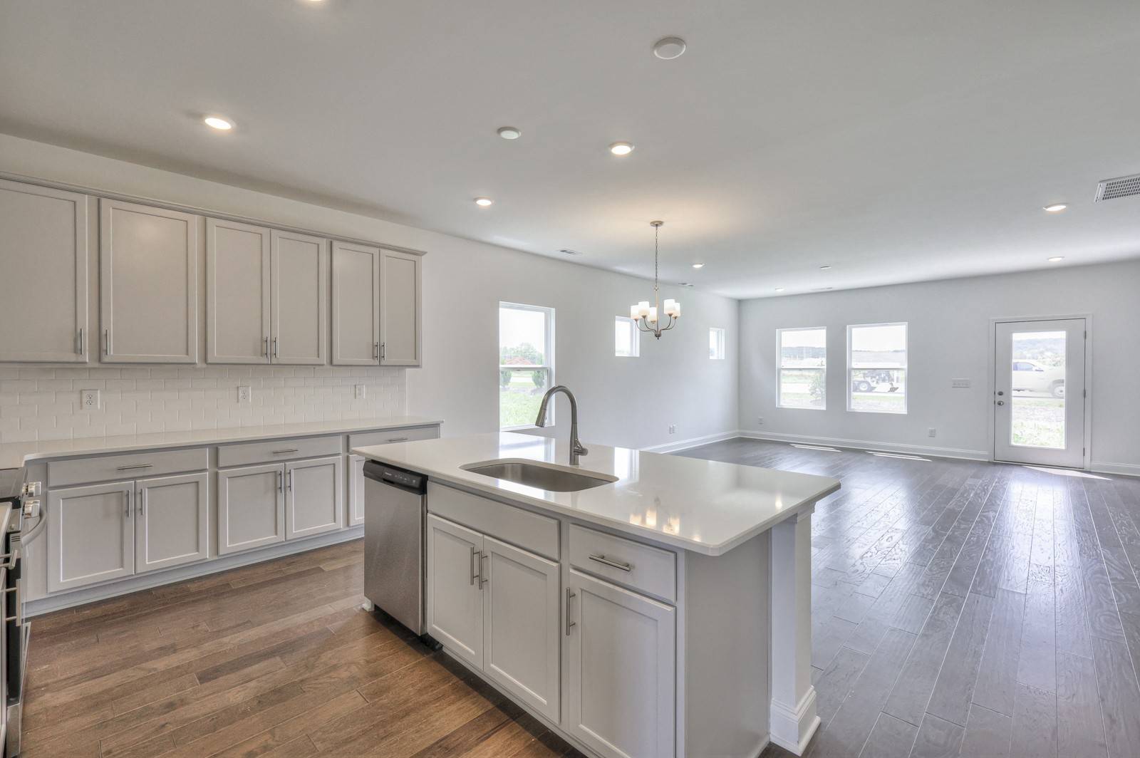 Gallatin, TN 37066,448 Triple Crown Circle