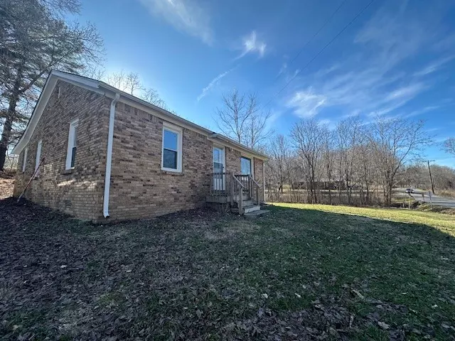 Westmoreland, TN 37186,11221 Old Highway 52