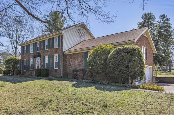 Brentwood, TN 37027,9209 Cherokee Ln