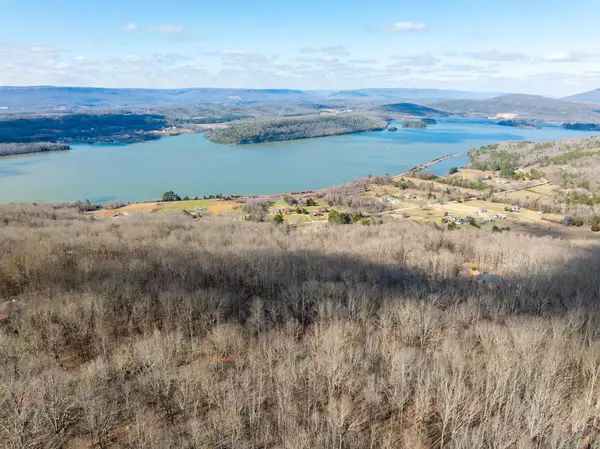 South Pittsburg, TN 37380,0 Scenic Drive