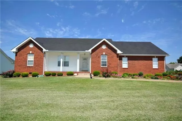 232 Jacob Dr, Pleasant View, TN 37146