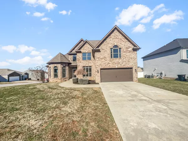 886 Terraceside Cir, Clarksville, TN 37040