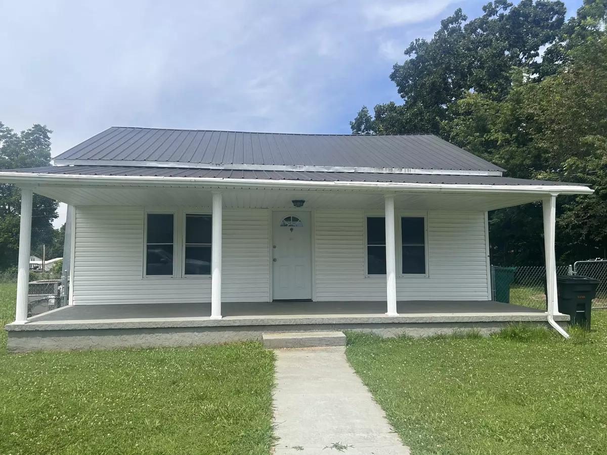 Ethridge, TN 38456,107 Foster Ave