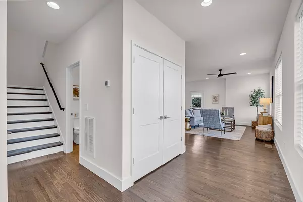 Nashville, TN 37207,206 Ben Allen Rd #1