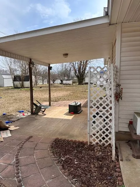 Lawrenceburg, TN 38464,820 Mahr Ave
