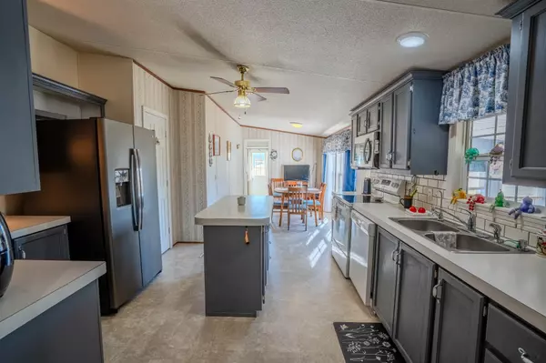 Lawrenceburg, TN 38464,169 Gore Rd