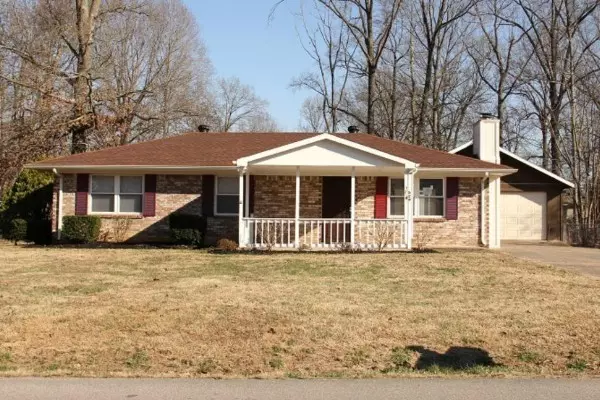 529 Roselawn Dr, Clarksville, TN 37042