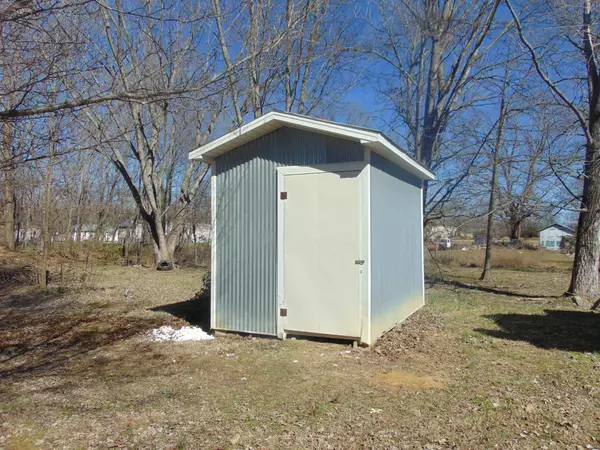 Summertown, TN 38483,208 Daley St