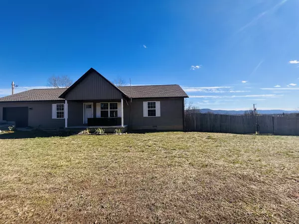 228 Cecil Morgan Rd, Pikeville, TN 37367