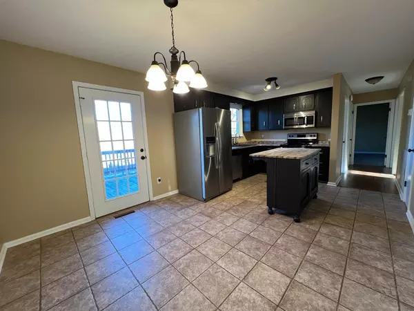 Clarksville, TN 37042,626 Wagon Trail Rd