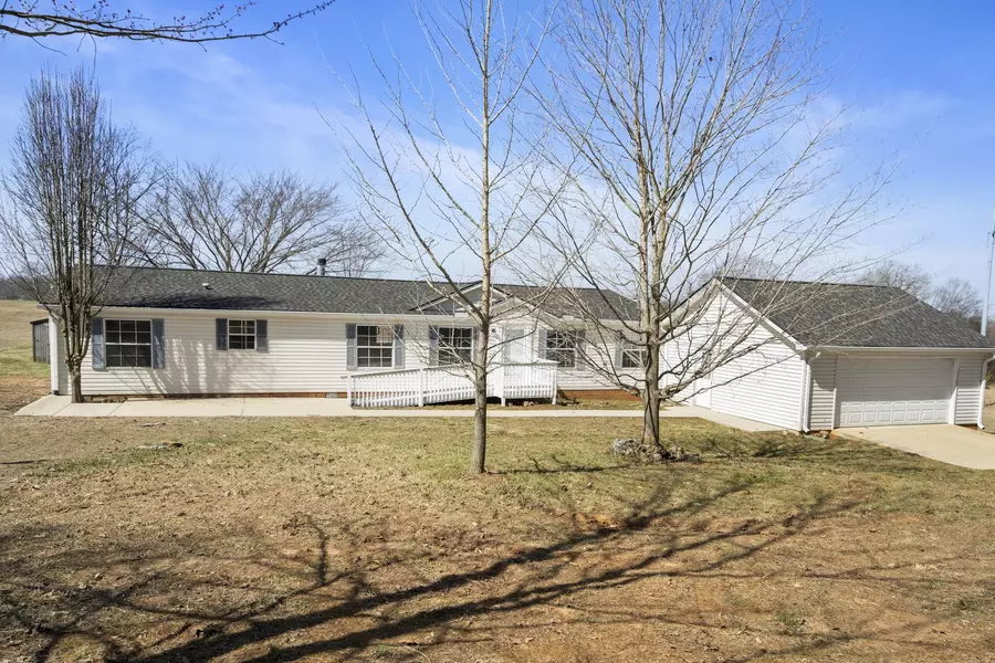 5244 Doss Rd, Springfield, TN 37172