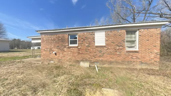 Savannah, TN 38372,145 Clement Dr