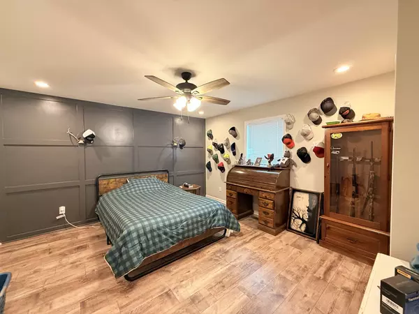 Bethpage, TN 37022,695 Hog Back Ridge Rd