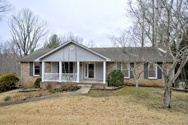 2405 Chris Dr, Clarksville, TN 37043