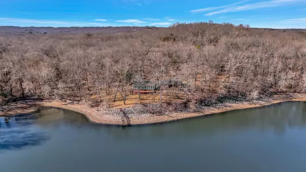 Buchanan, TN 38222,412 Keck Ln