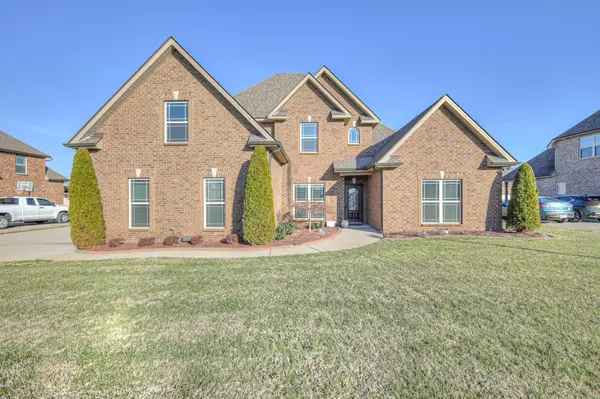 2433 Dewington Dr, Murfreesboro, TN 37128