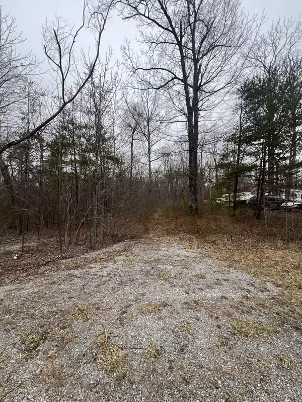 36 George Branch Dr, Monterey, TN 38574