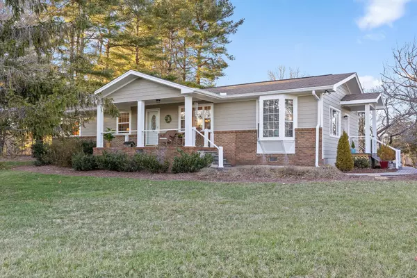 2601 Kell Road, Signal Mountain, TN 37377