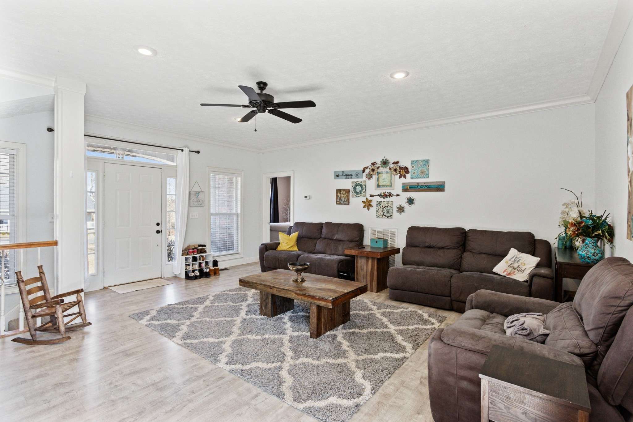 Lafayette, TN 37083,384 Deer Park Ln