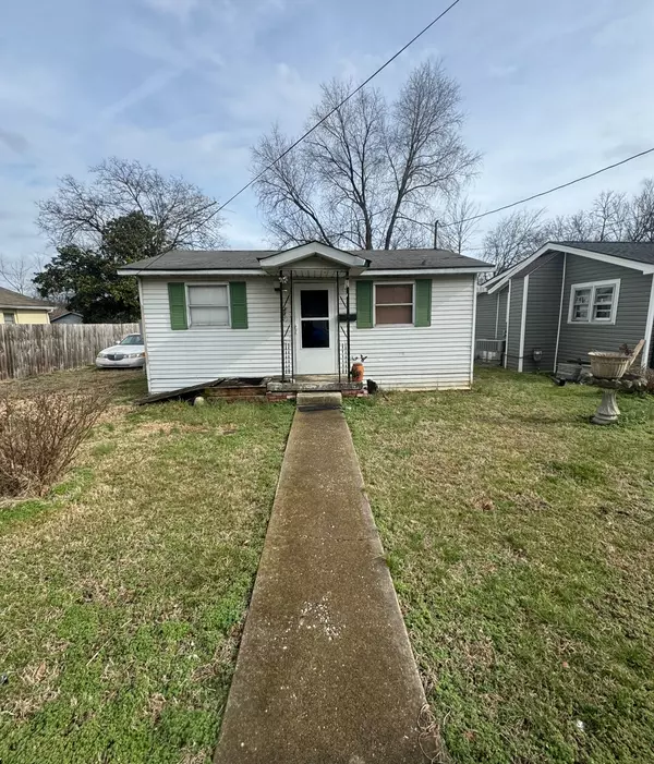 406 Hill St, Mount Pleasant, TN 38474