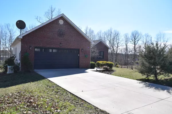 214 Kusa Cir, Crossville, TN 38572