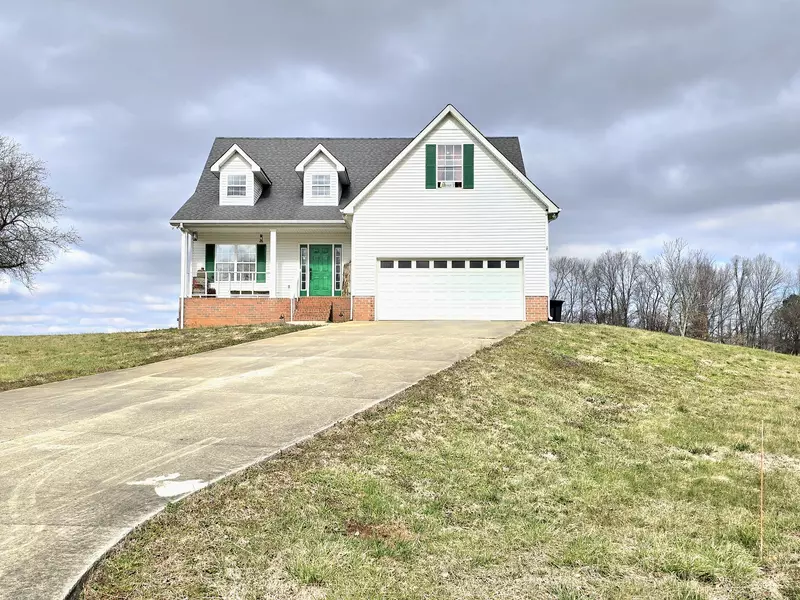 205 Lake Villa Cir, Morrison, TN 37357