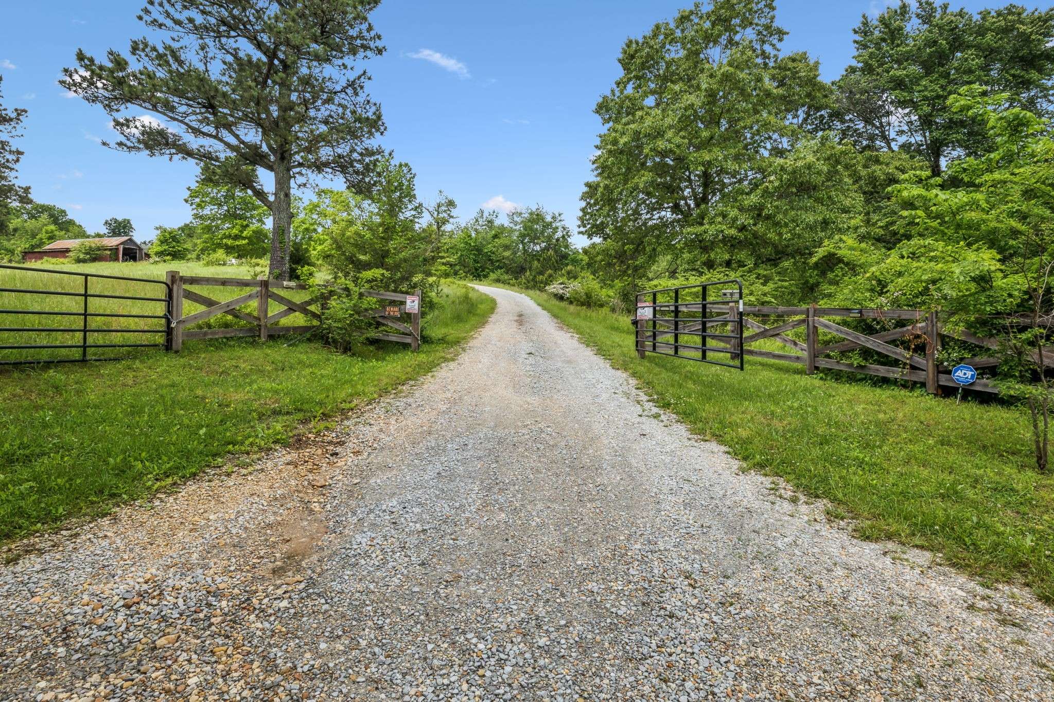 Mc Ewen, TN 37101,945 Sheehy Rd