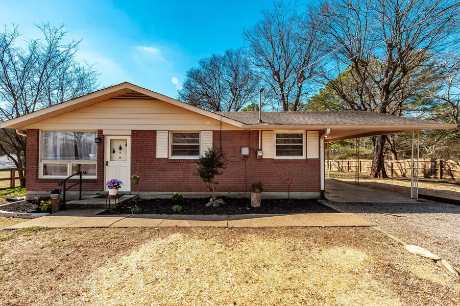 209 Edgebrook Rd, Goodlettsville, TN 37072