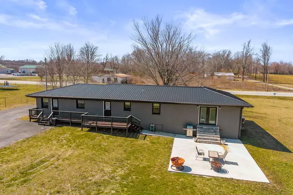 Woodbury, TN 37190,4081 Jim Cummings Hwy
