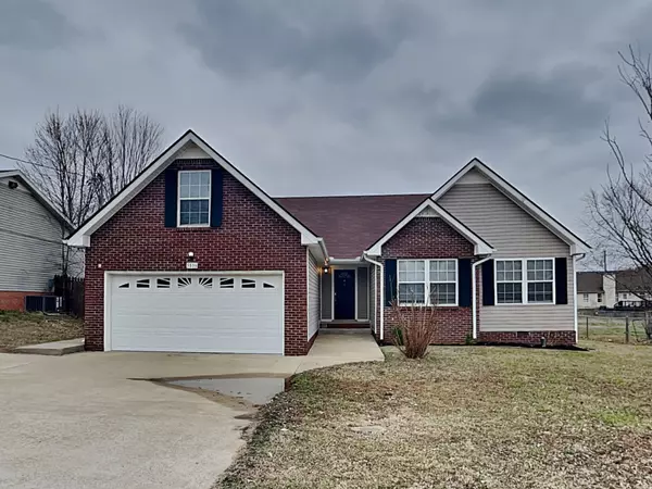 3536 Sandpiper Dr, Clarksville, TN 37042