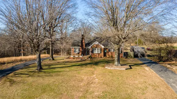 Vanleer, TN 37181,4420 Highway 49 #W