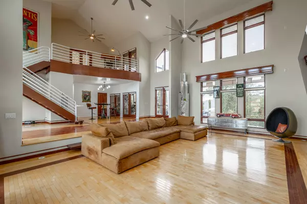 Chattanooga, TN 37421,1211 Panorama Drive