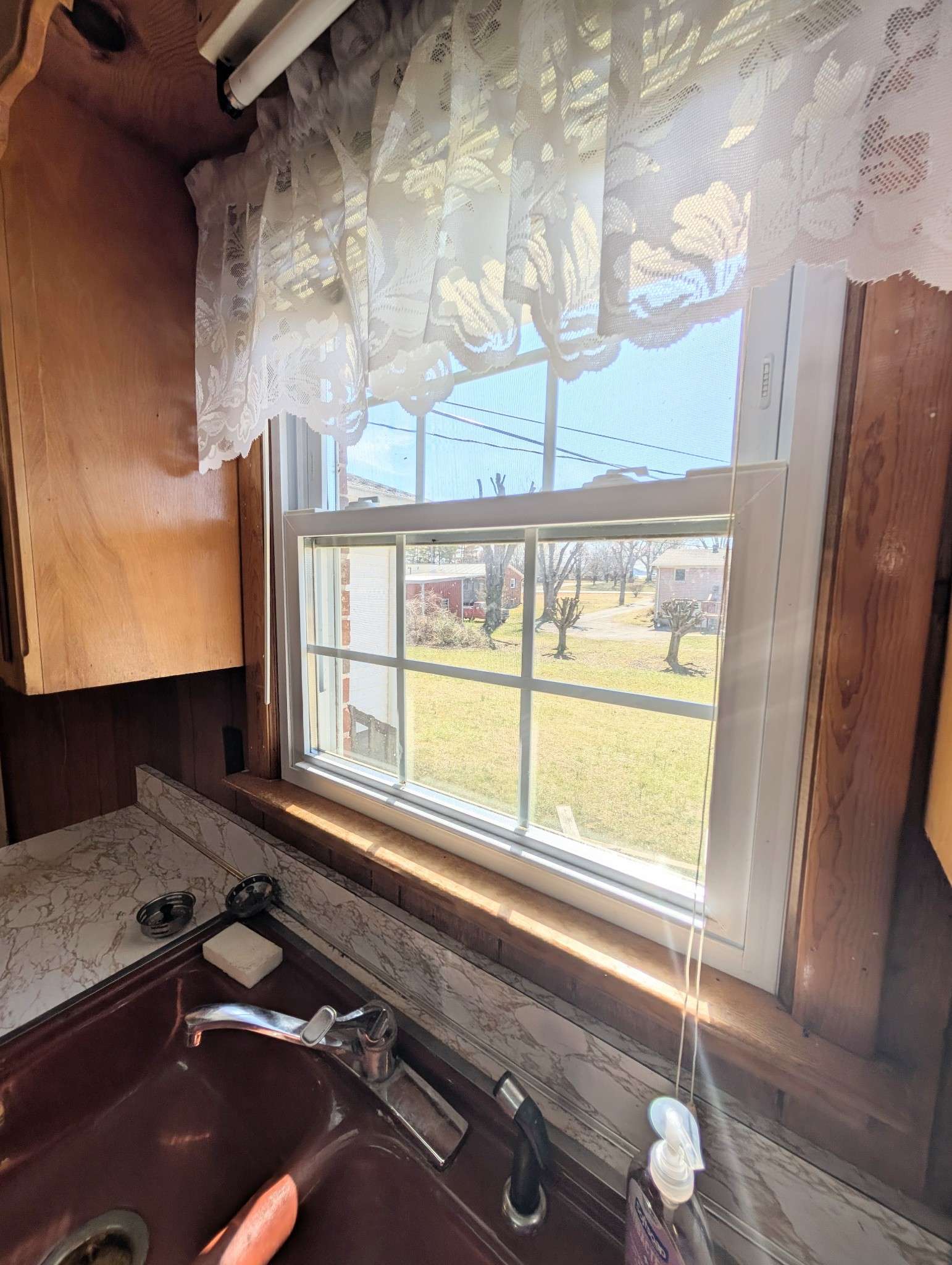 Mcminnville, TN 37110,417 Shadowlawn St