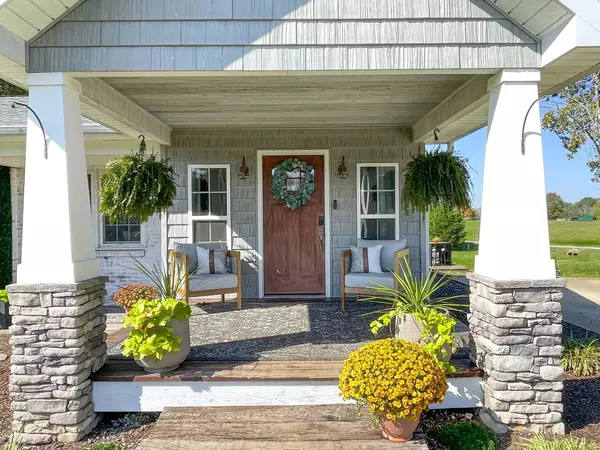 Loretto, TN 38469,505 2nd Ave #S