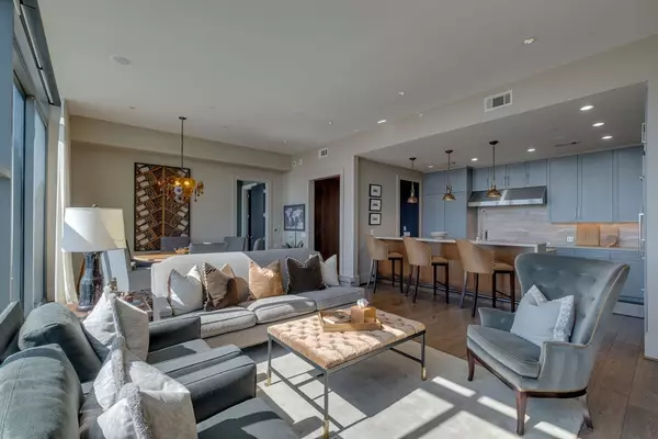 Nashville, TN 37203,1212 Laurel St #2303