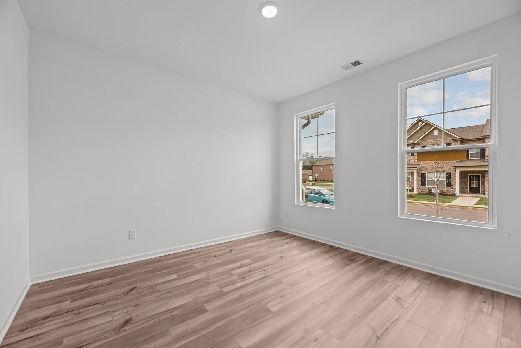 Murfreesboro, TN 37130,2900 Suzanne Landon Drive #N6