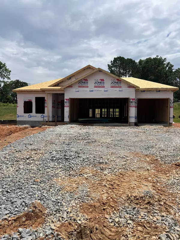 7212 Fairlawn Dr, Fairview, TN 37062