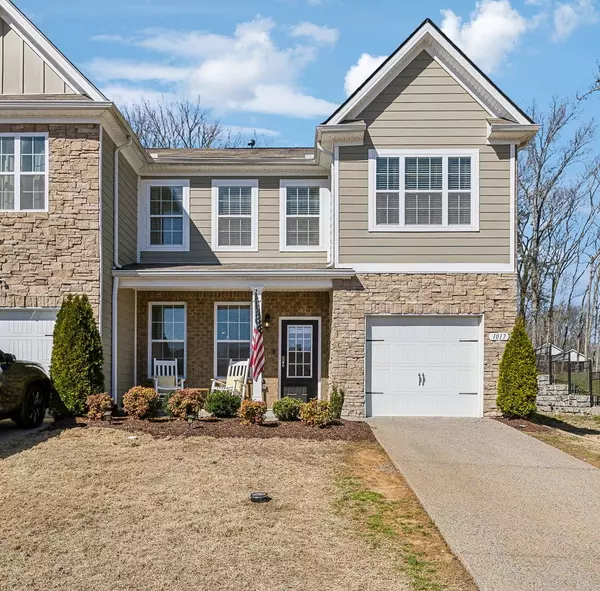 1017 Alderwood Cir,  Smyrna,  TN 37167