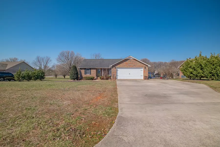 145 Susie Dr, Winchester, TN 37398