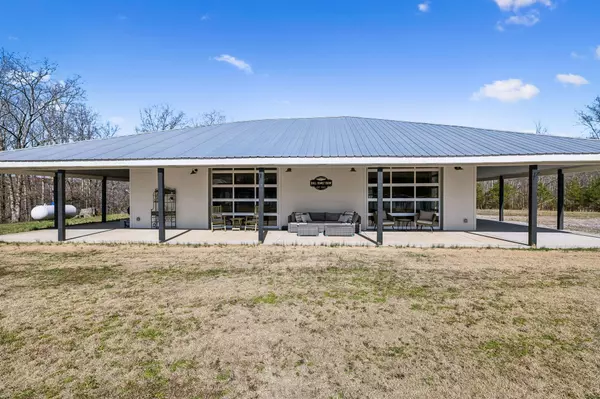 Kingston Springs, TN 37082,1273 Craggie Hope Rd