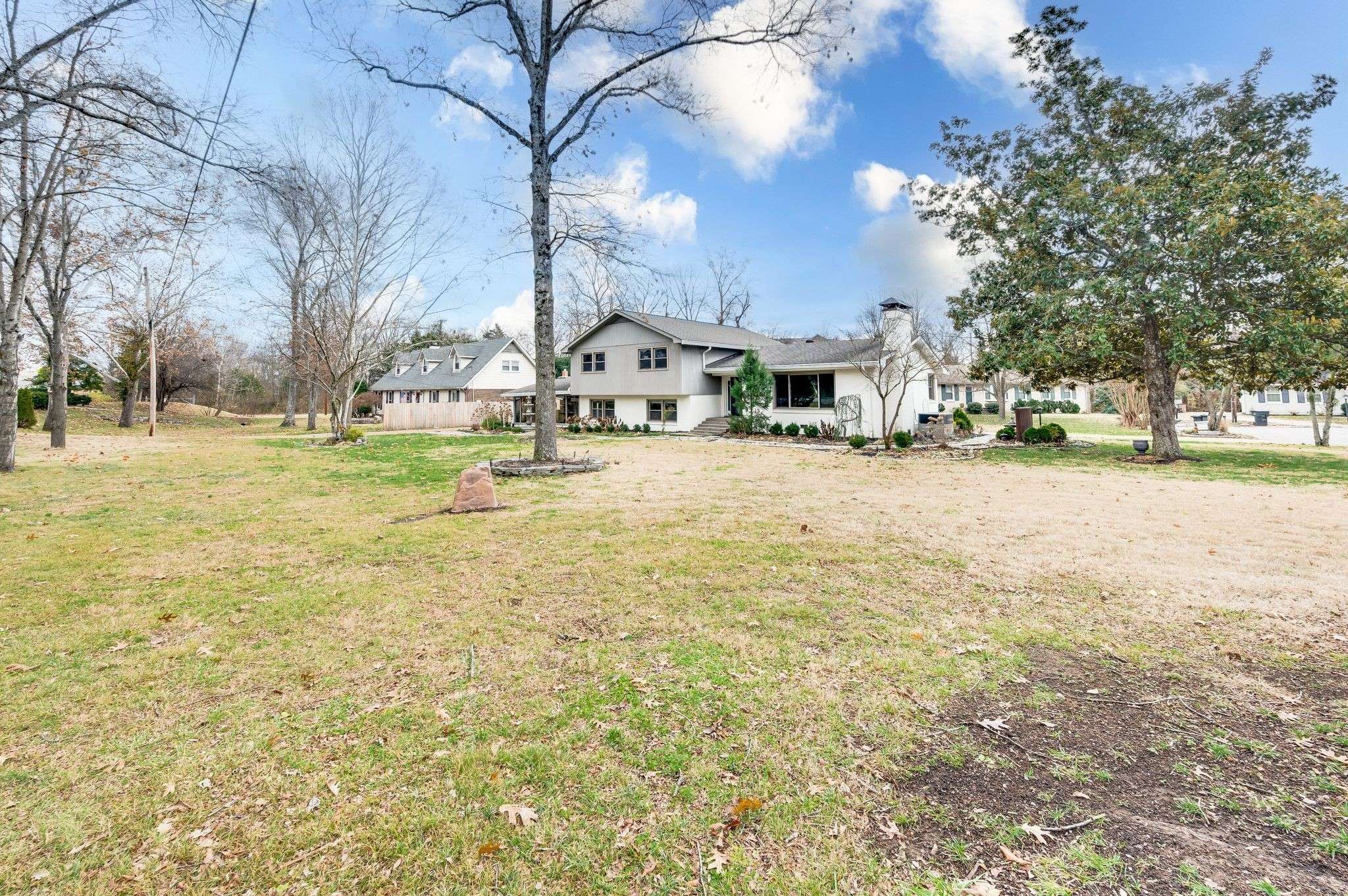 Nashville, TN 37205,6207 Harding Pike