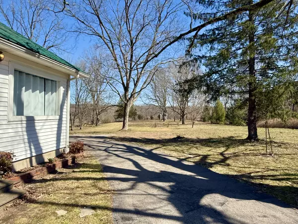 Lawrenceburg, TN 38464,2010 Gaines St #W