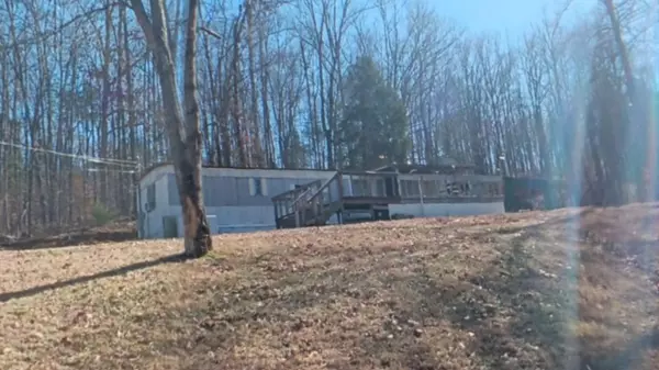 1133 King Rd, Centerville, TN 37033